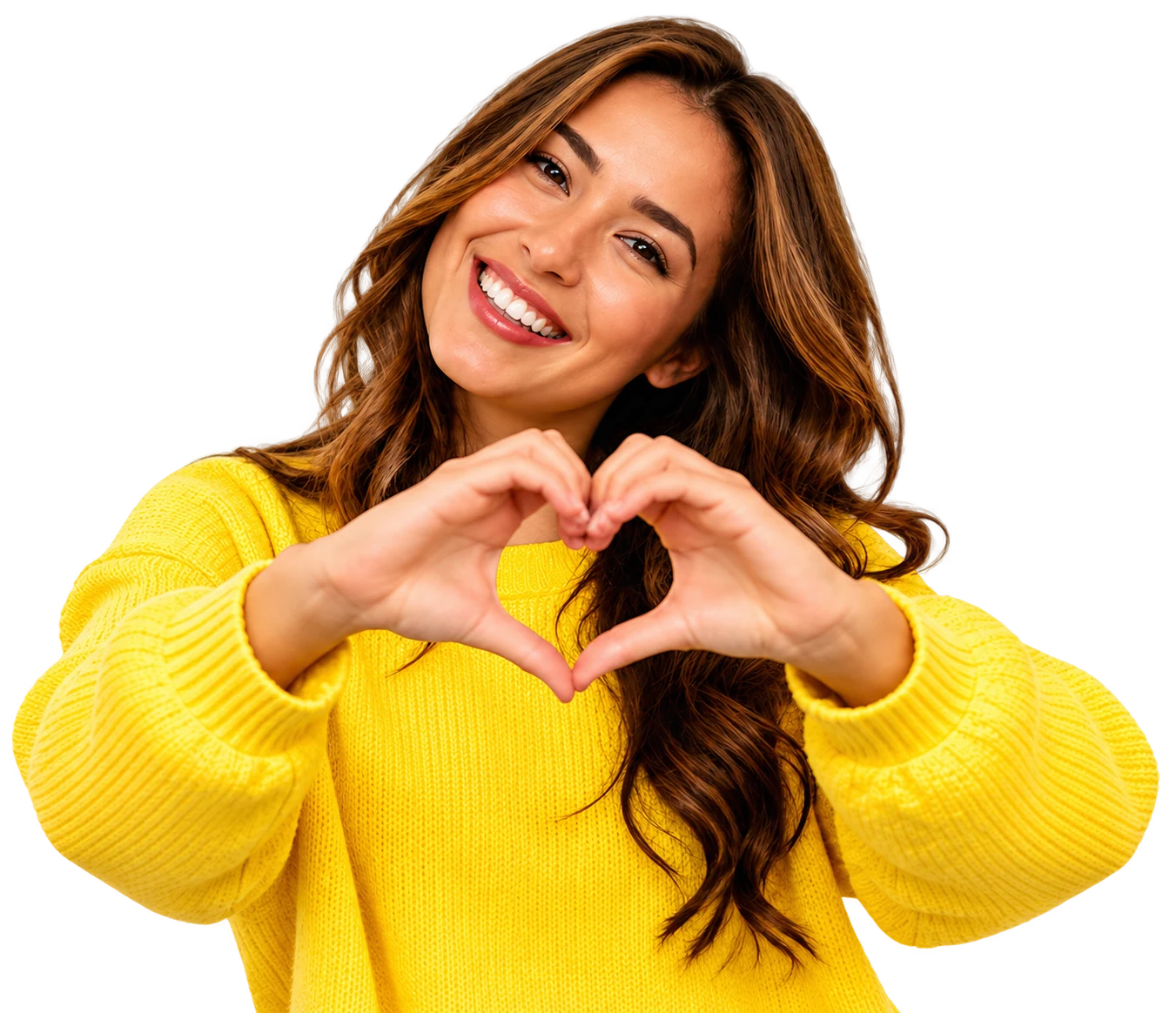 La mujer de la imagen de MM, con suéter amarillo y un corazón formado con las manos